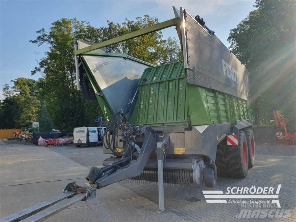 Fendt TIGO 75 XR 자동 적재 트레일러