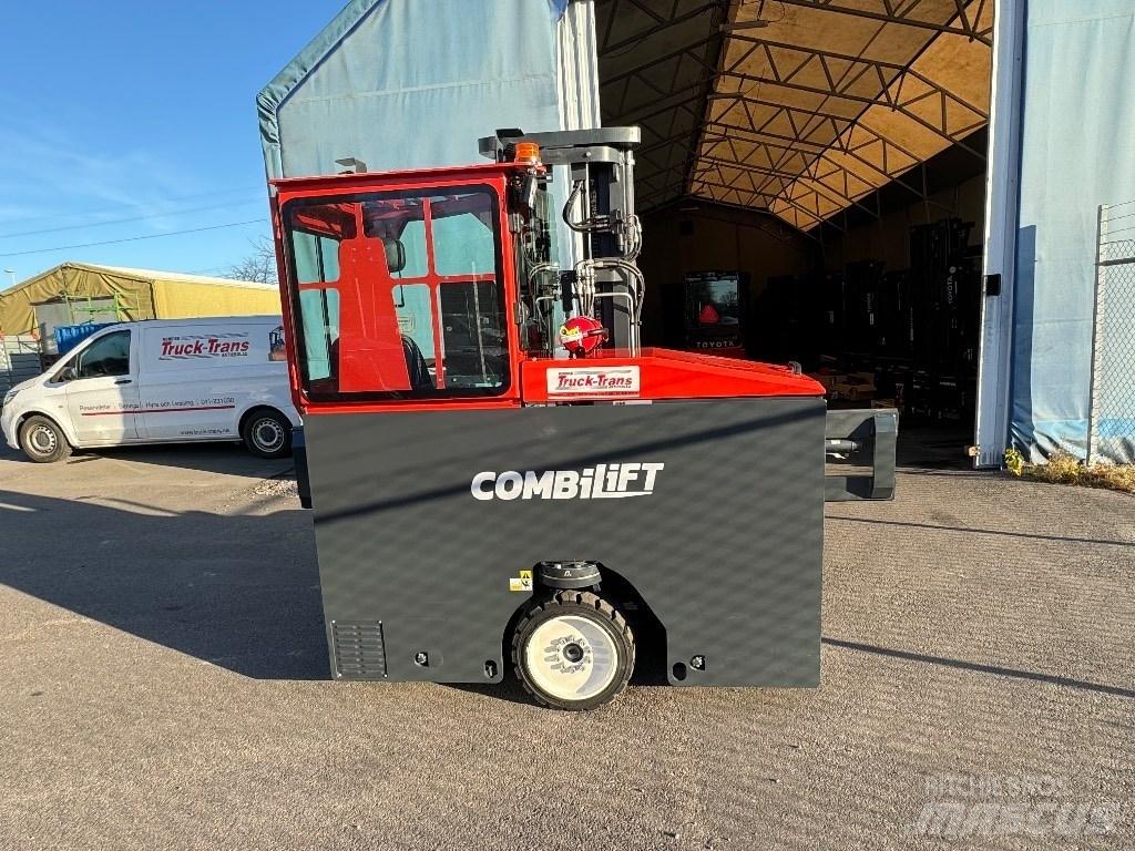 Combilift C3000ET 4방향 리치트럭