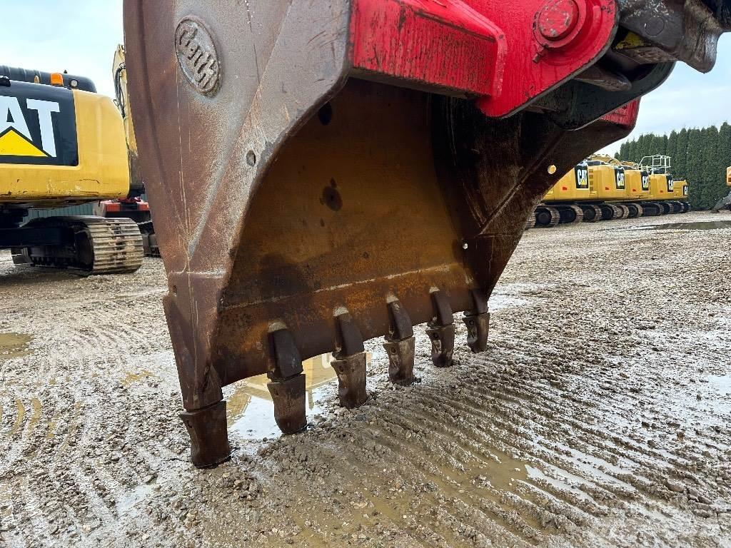 Volvo EC 220 EL 대형 굴삭기 29톤 이상