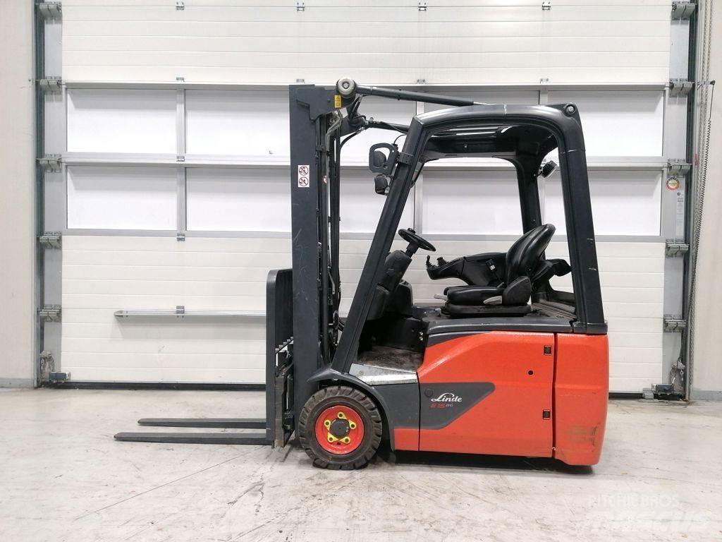 Linde E15-02 전동 지게차