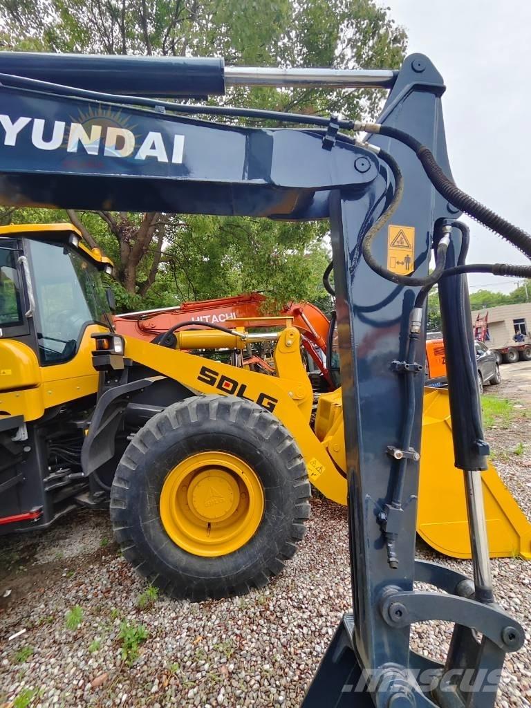 Hyundai R60  휠 굴삭기