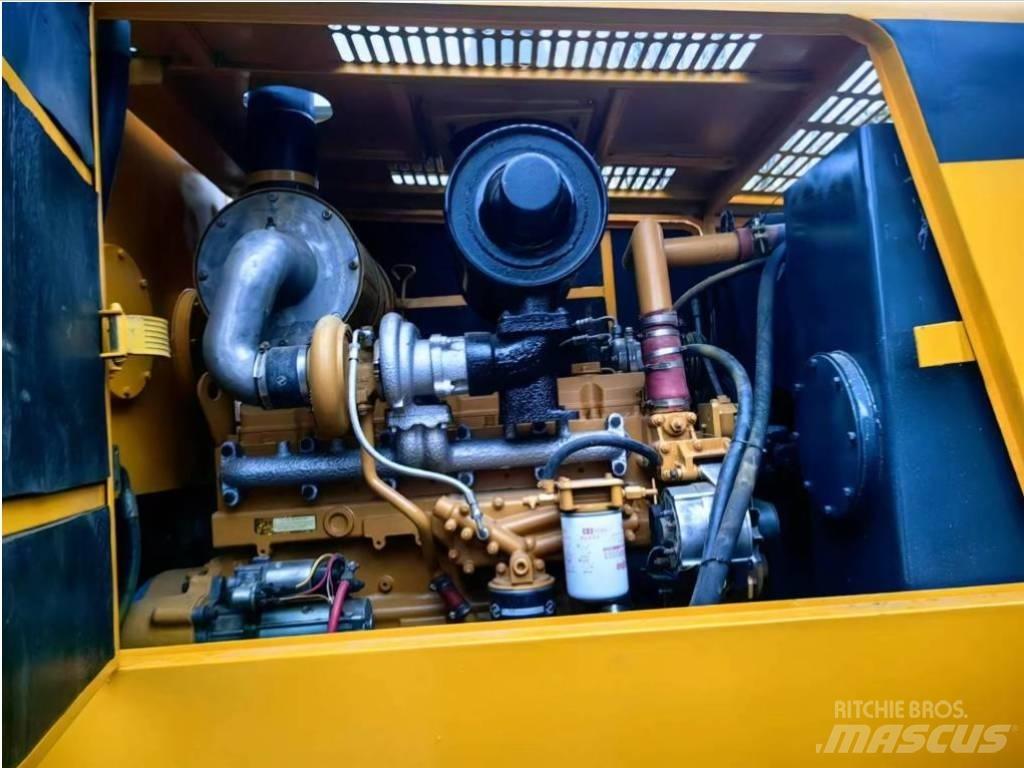 XCMG GR 2153 그레이더