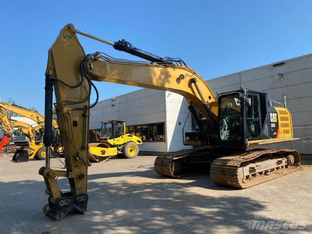 CAT 324E 대형 굴삭기 29톤 이상