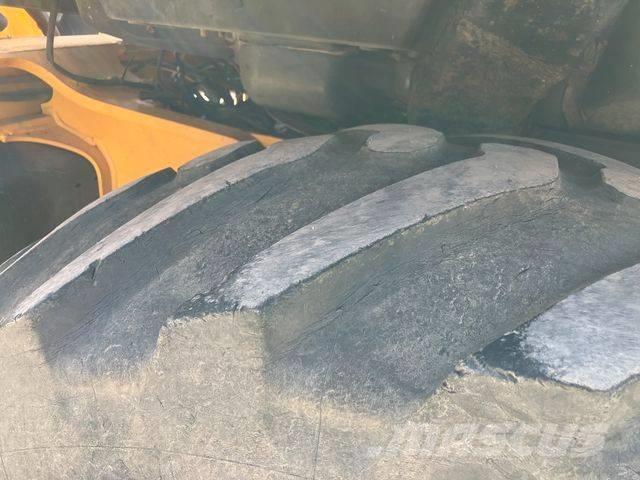 JCB 3CX AEC 백호로더