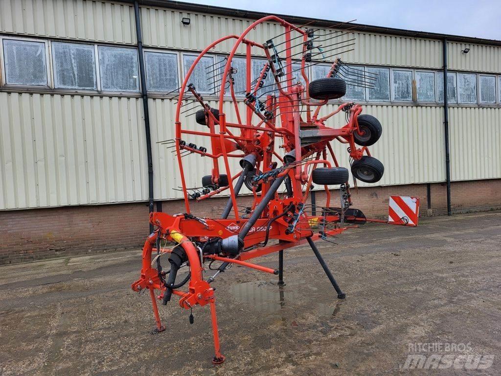 Kuhn GA 6501P 자동차