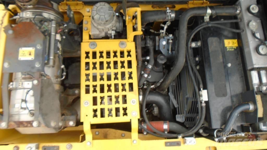 Komatsu 210 LC 10 대형 굴삭기 29톤 이상
