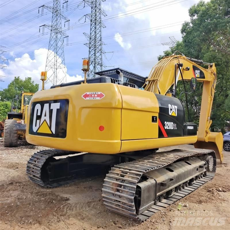 CAT 320 D L 대형 굴삭기 29톤 이상