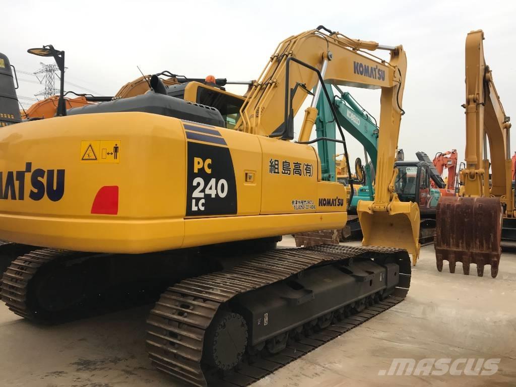 Komatsu PC 240 LC-8 대형 굴삭기 29톤 이상