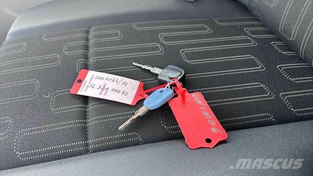 Unimog U423 새시 운전실 트럭