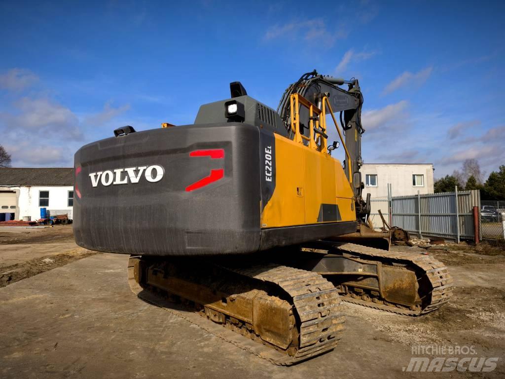 Volvo EC220EL 대형 굴삭기 29톤 이상
