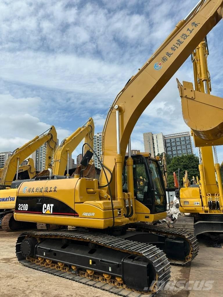 CAT CAT320D 중형굴삭기 7톤-28톤