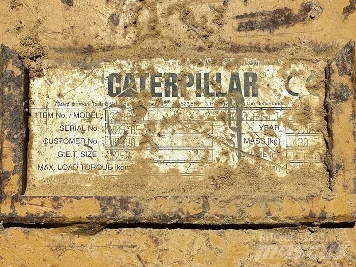 CAT 311C 특수 굴삭기