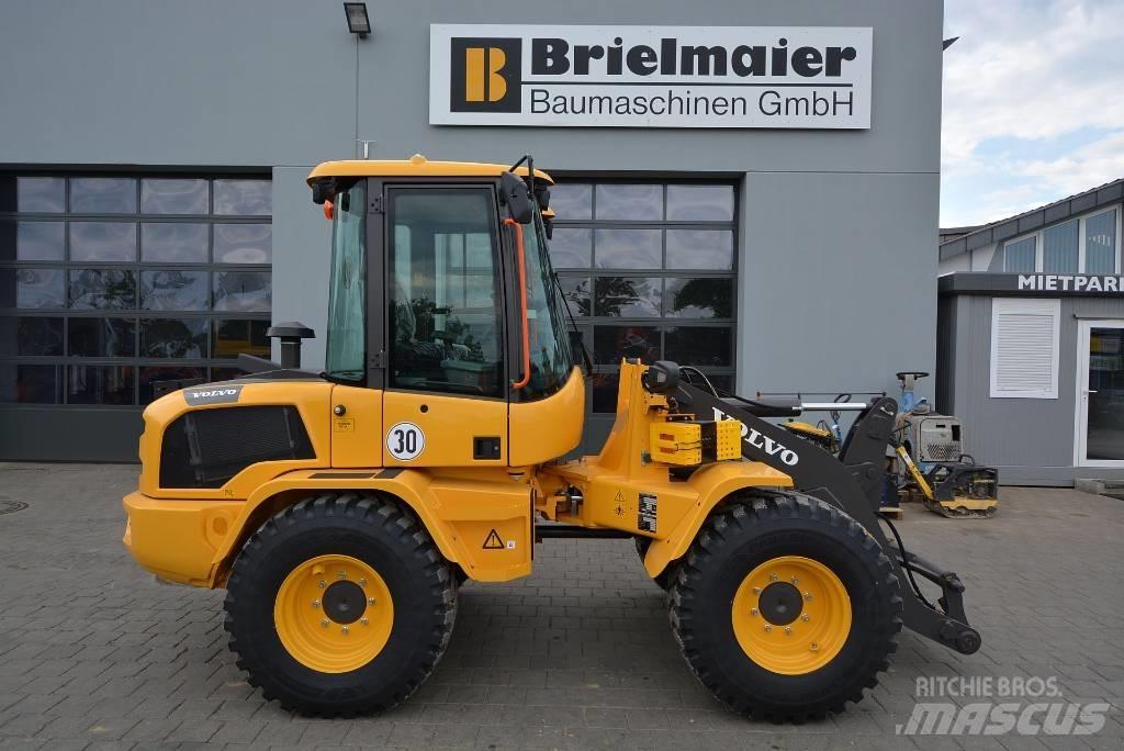 Volvo L 35 HS  휠로우더