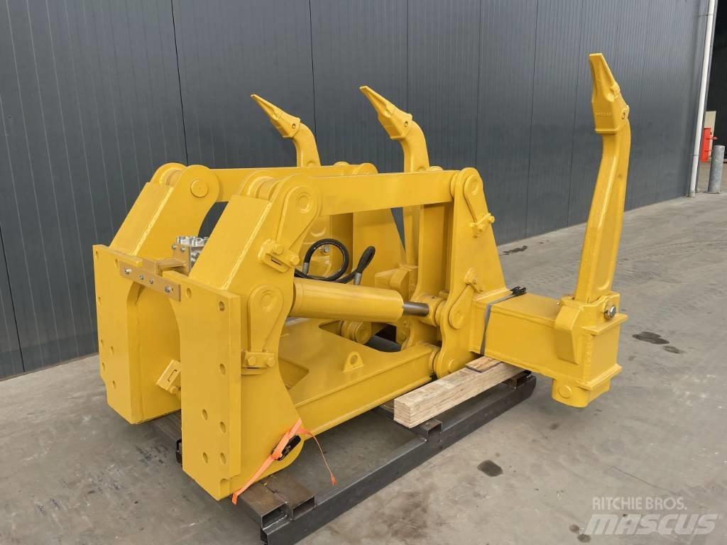 Komatsu D85 스크레퍼