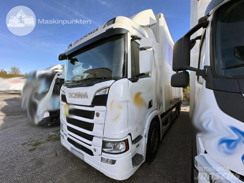 Scania R 580 탑차 트럭