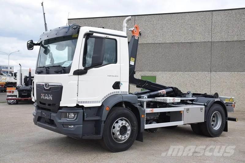 MAN TGM 18.320 훅 리프트 트럭