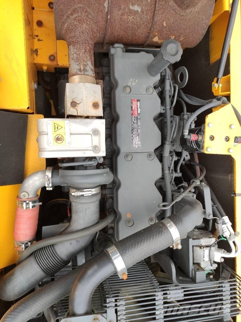 Komatsu PC 200 LC-8L 대형 굴삭기 29톤 이상