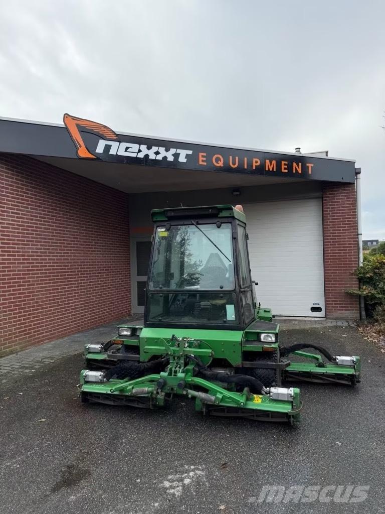 John Deere 1903 탑승형 잔디깎기