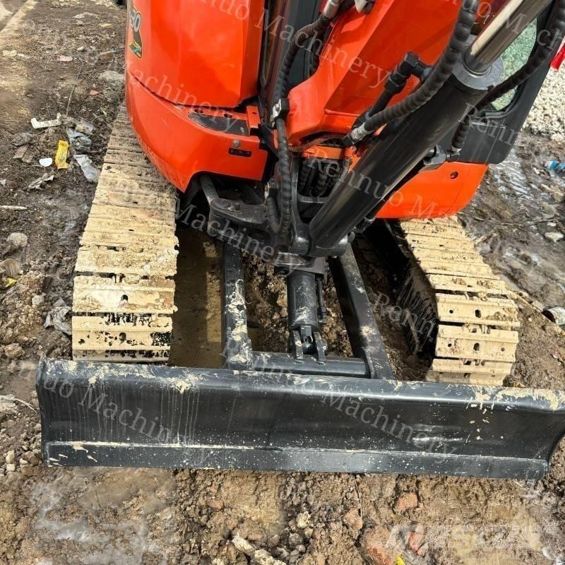 Kubota U 30 소형 굴삭기 7톤 미만