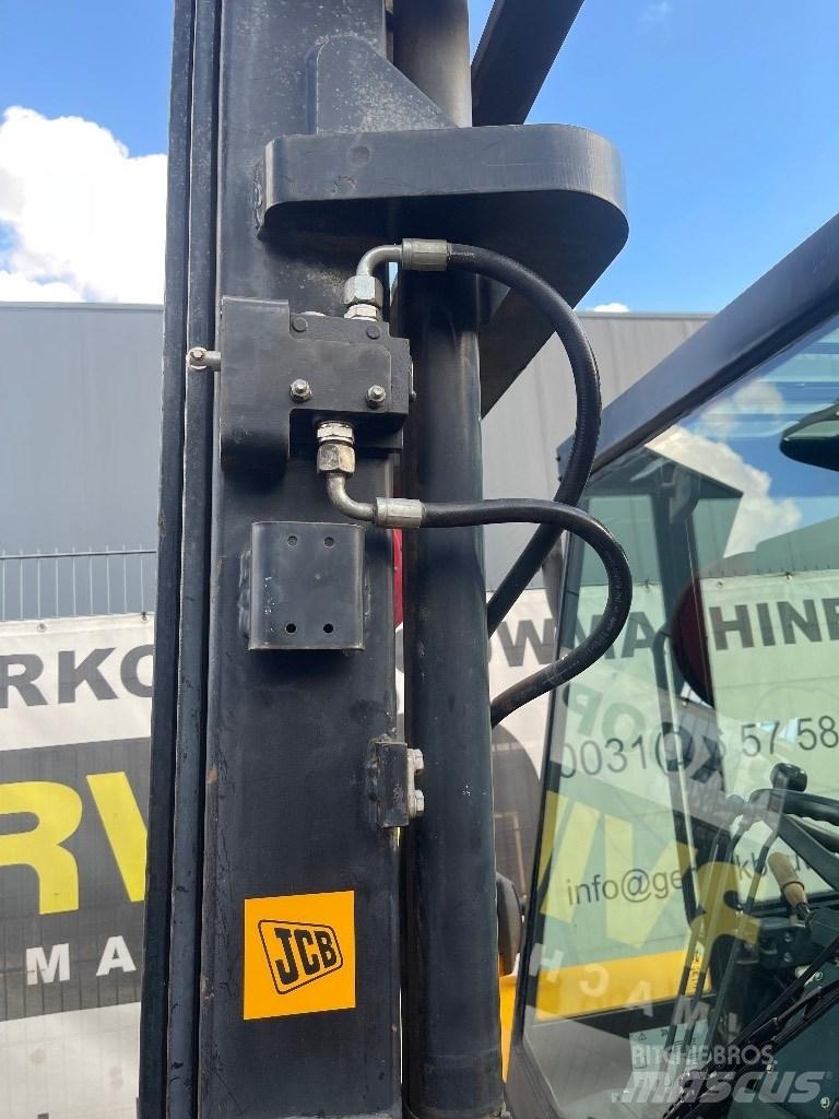 JCB 930 험지용 트럭