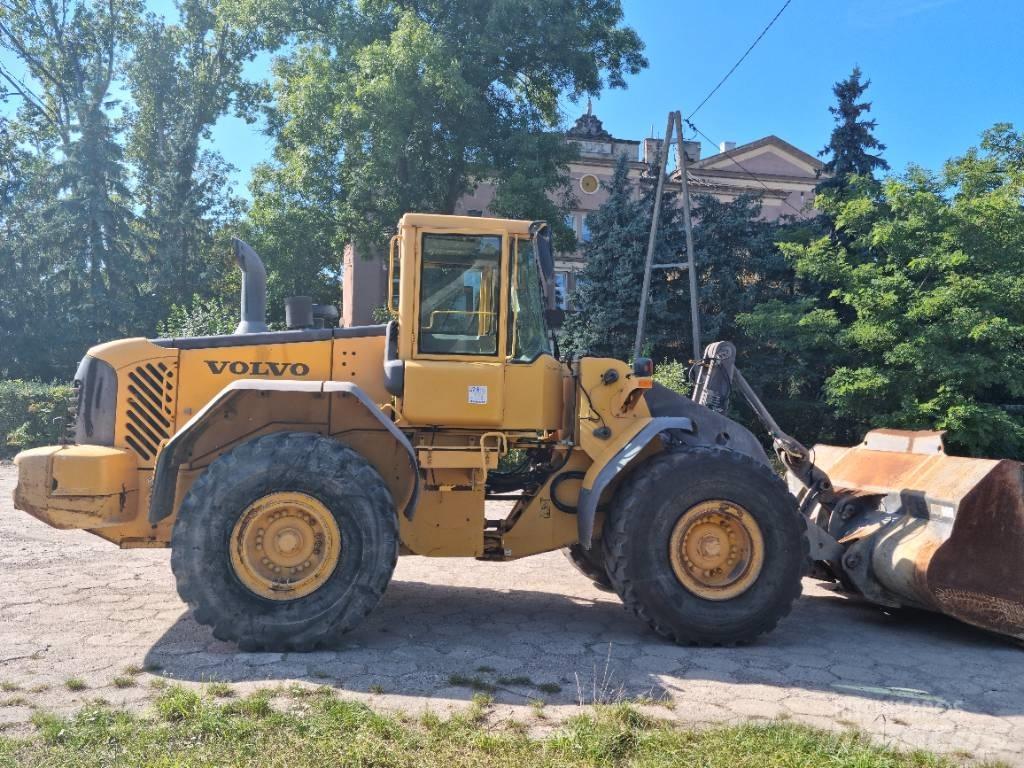 Volvo L 120 E  휠로우더