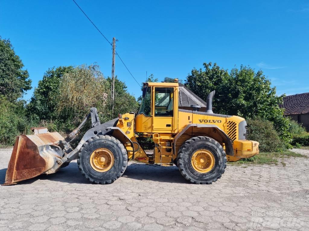 Volvo L 120 E  휠로우더