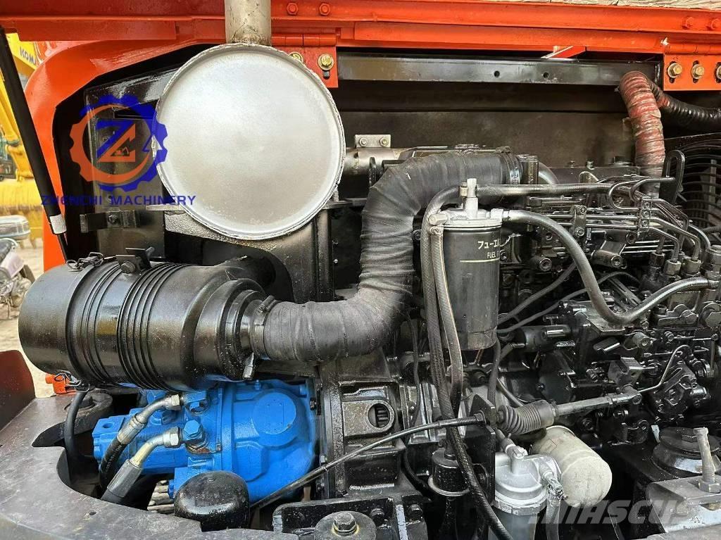 Doosan DX 60 소형 굴삭기 7톤 미만