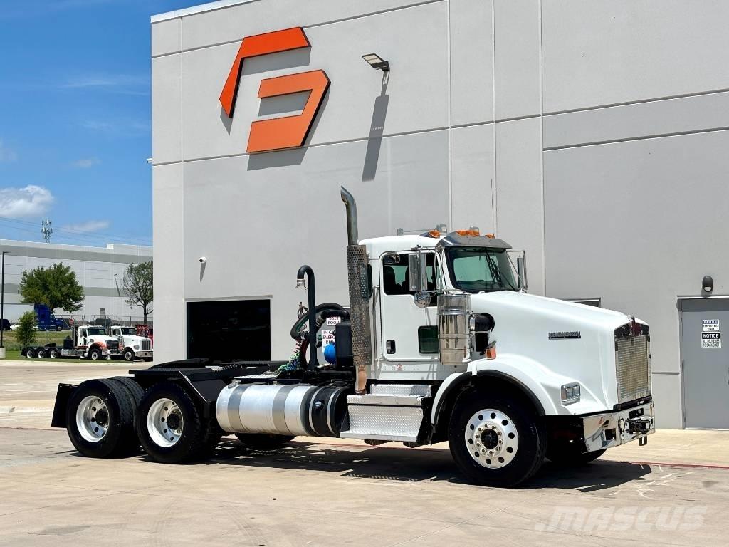 Kenworth T 800 트랙터 유닛