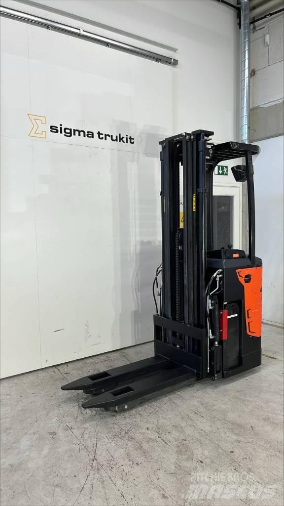 Rocla SST 16 AC 보행식 리치 지게차