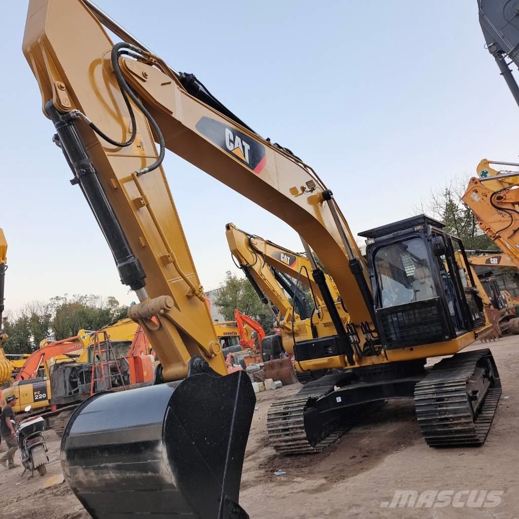 CAT 320 D2L 대형 굴삭기 29톤 이상