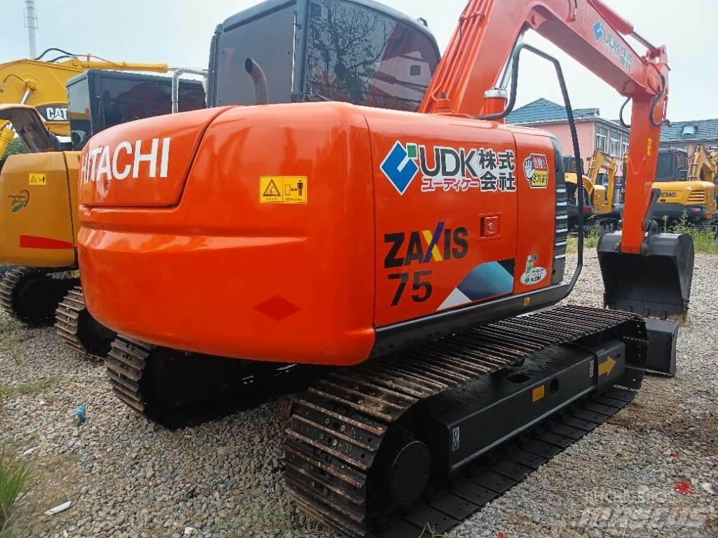Hitachi ZX 70 소형 굴삭기 7톤 미만