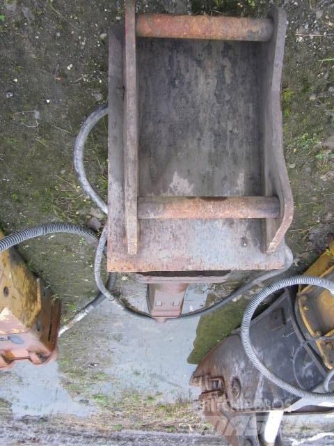 Atlas Copco SB 702 브레이커