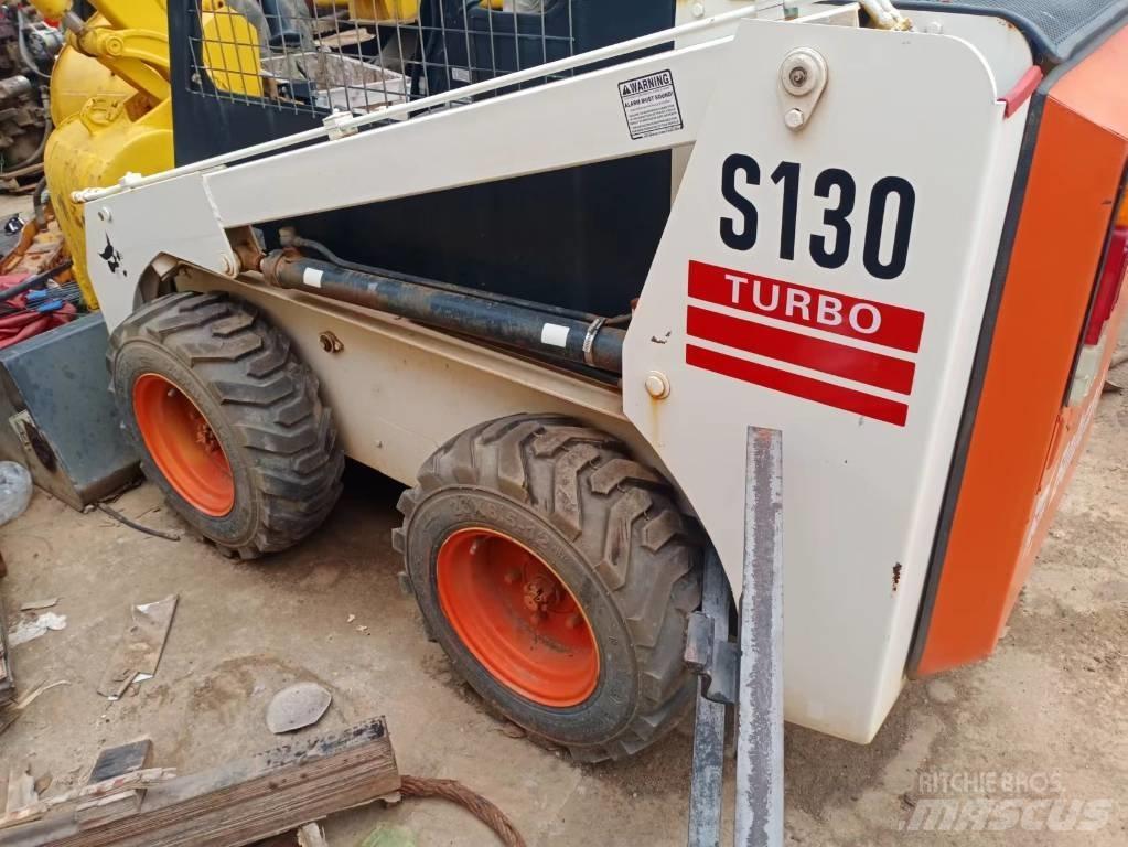 Bobcat S 130  스키드로더