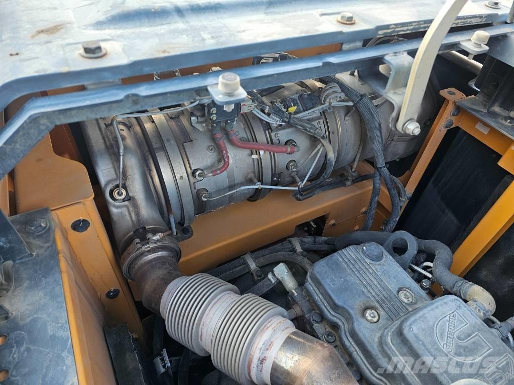 Hyundai HX320A 대형 굴삭기 29톤 이상