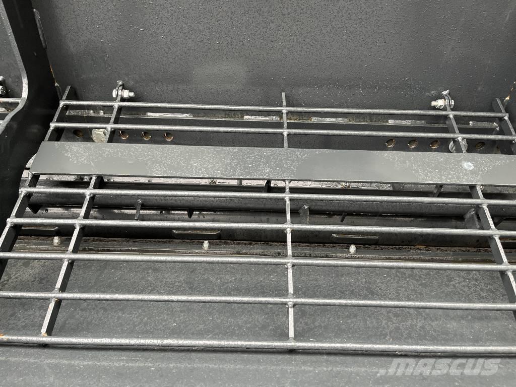 Ysta SP-1000 모래(염화칼슘) 살포기