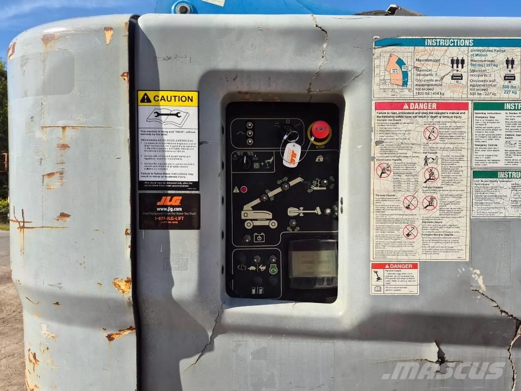 Genie S 60 X 견인식 전동이동 리프트