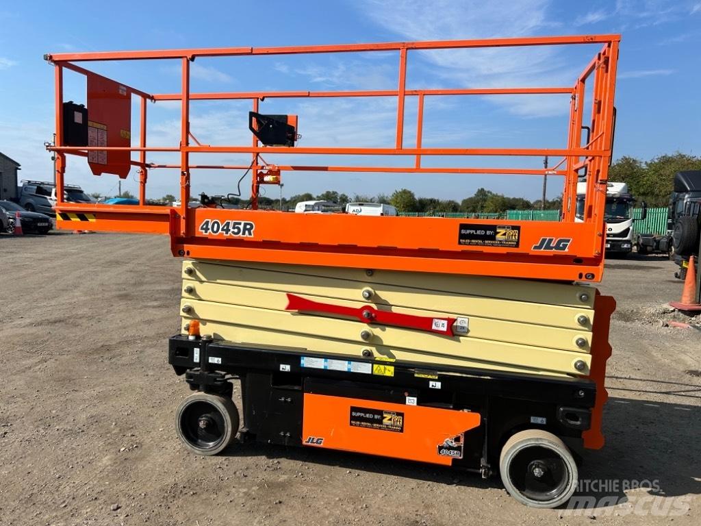 JLG 4045R 가위형 리프트