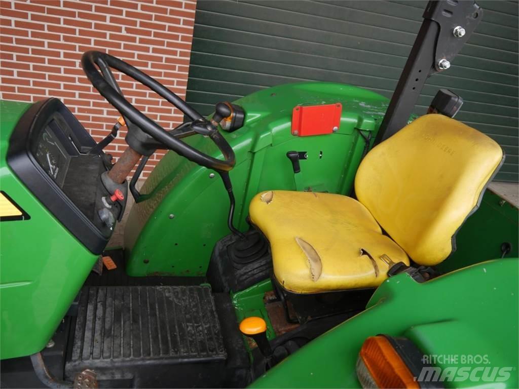 John Deere 5065E 트랙터