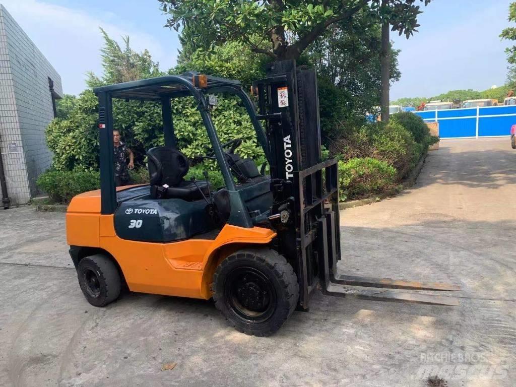 Toyota 30-5 FBL 25 Telescopic handlers