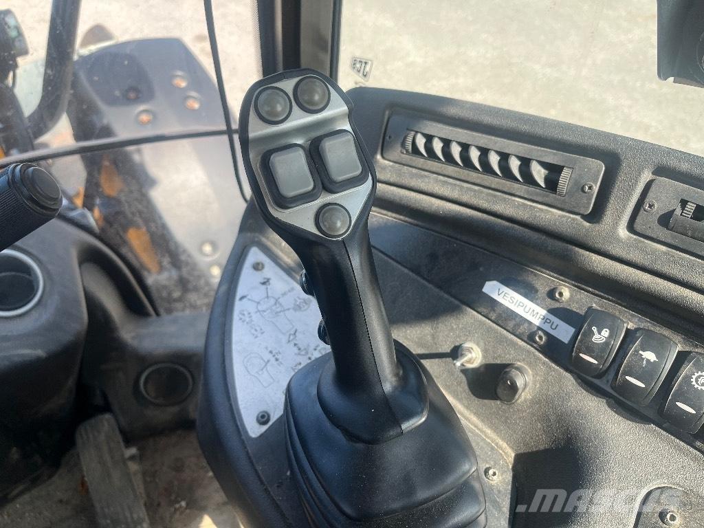 JCB 409 / Myyty, Sold  휠로우더