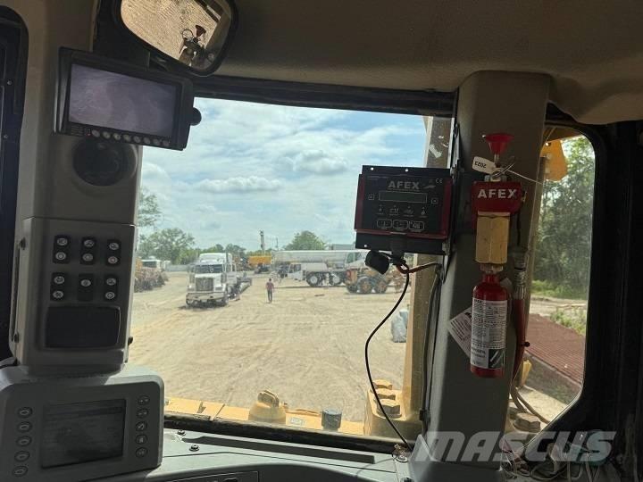 CAT D 8 T WDA 크롤러 도저