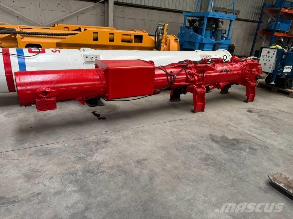 Delmag D30-13 디젤 파일 해머