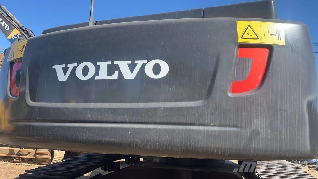 Volvo EC 300 D 대형 굴삭기 29톤 이상