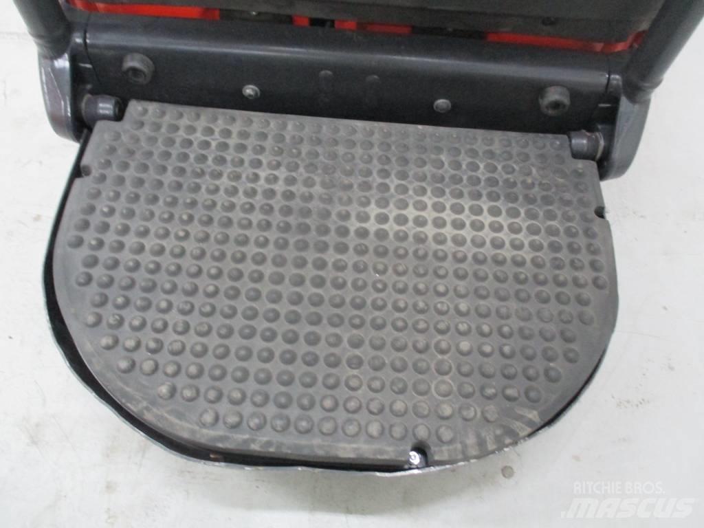 Linde L14 AP 보행식 리치 지게차
