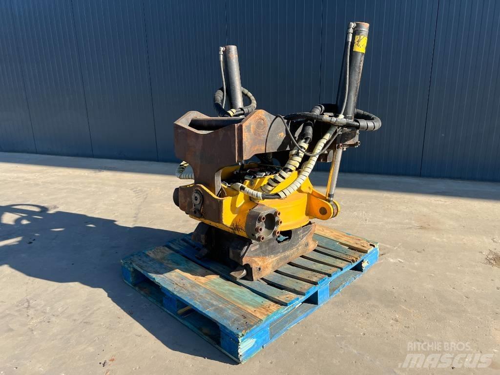 Engcon EC30 - S70 로테이터