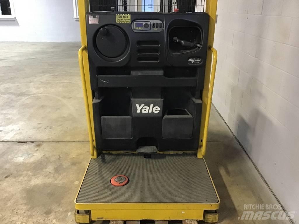 Yale OS030EFN24TE095 미디엄 리프트 오더 피커