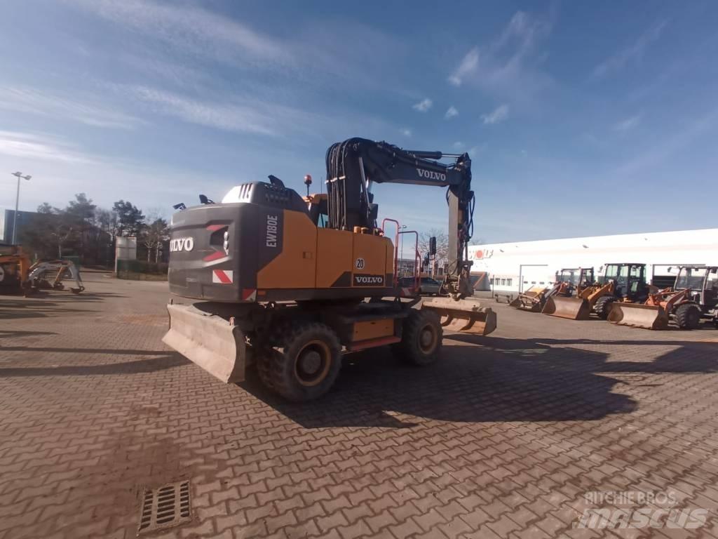Volvo EW 180 E  휠 굴삭기