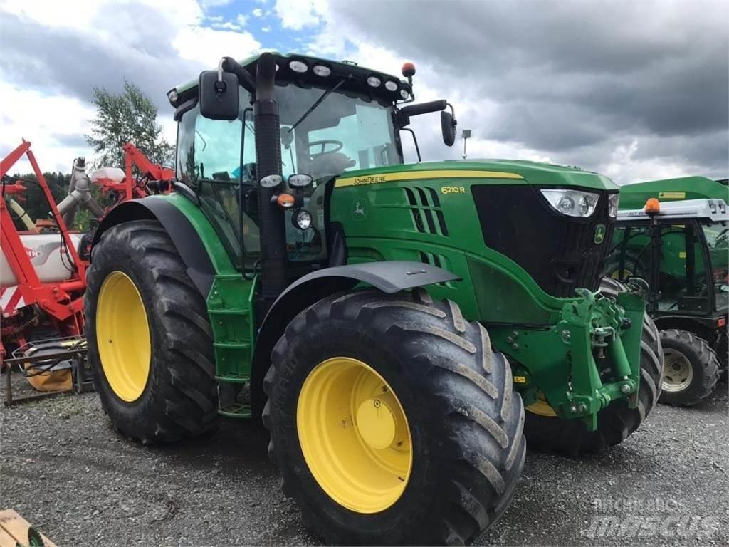 John Deere 6210R 트랙터