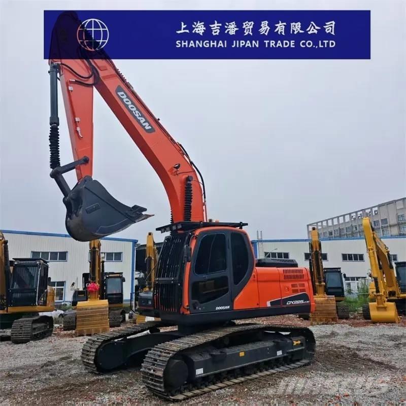 Doosan DX 225 대형 굴삭기 29톤 이상