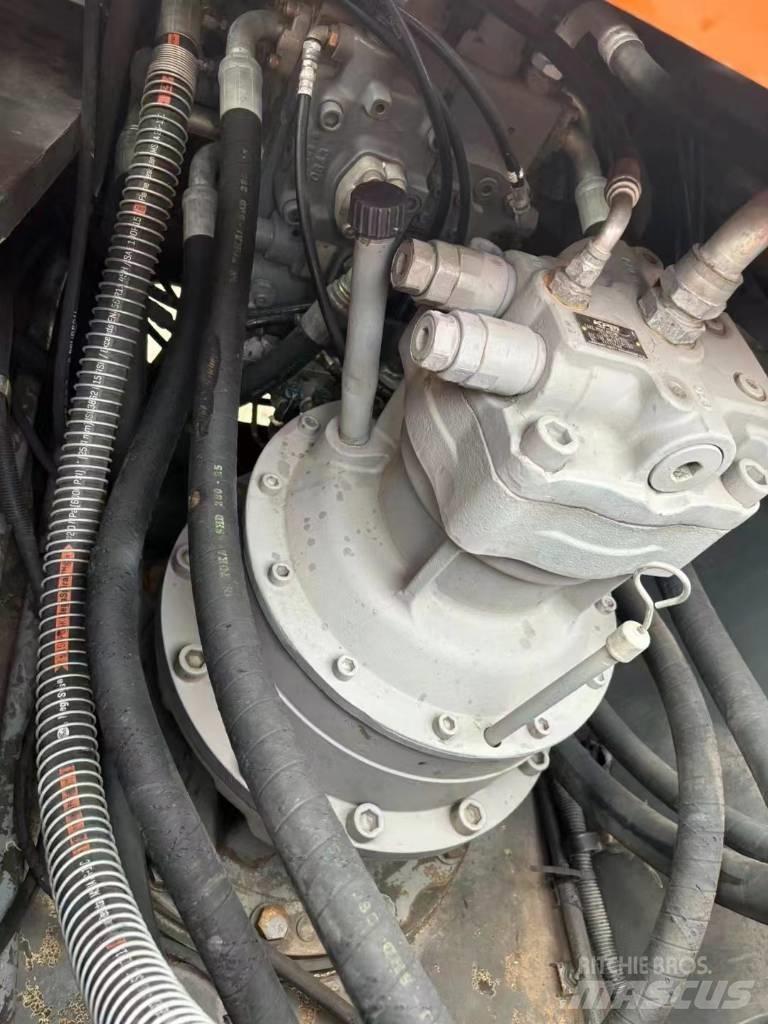 Hitachi ZX 330 대형 굴삭기 29톤 이상